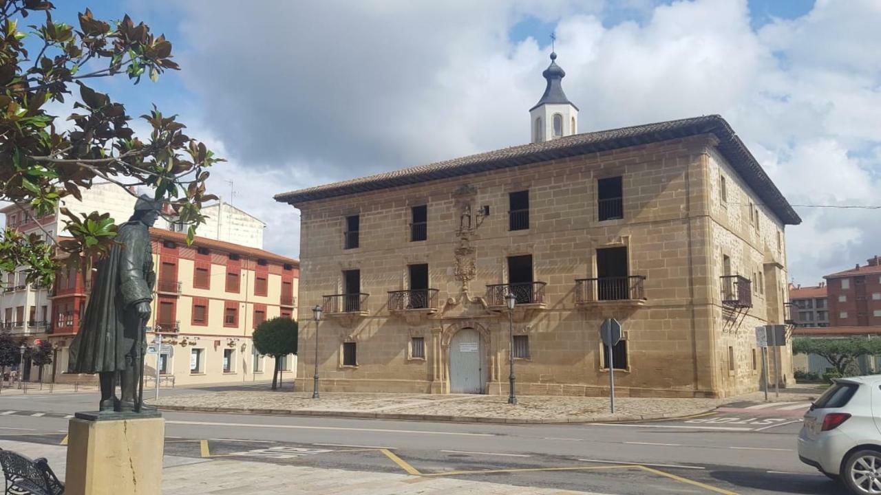 Apartamento Entrevinas En El Corazon De La Rioja Fuenmayor Ngoại thất bức ảnh